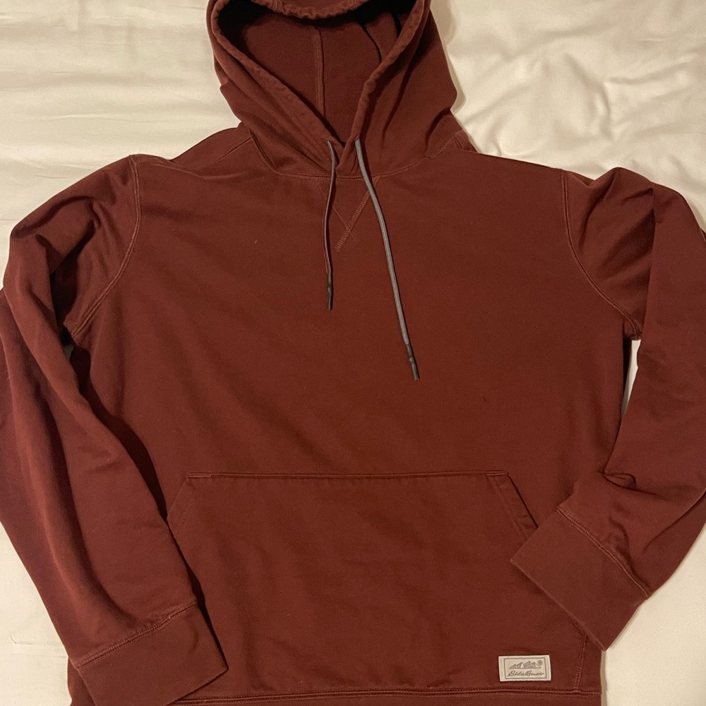 Eddie Bauer Men's Burgundy Hoodie sweatshirt size size large. Great condition